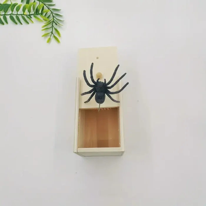 Halloween Prank Toy, Jumping Wood Box Parody Prank Spider Box, Jumping Toy
