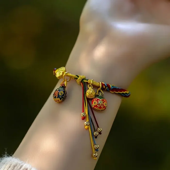 Charming Handcrafted Colorful Braided Rope Bracelet with Chinese Wealth-Attracting Beast Pendant
