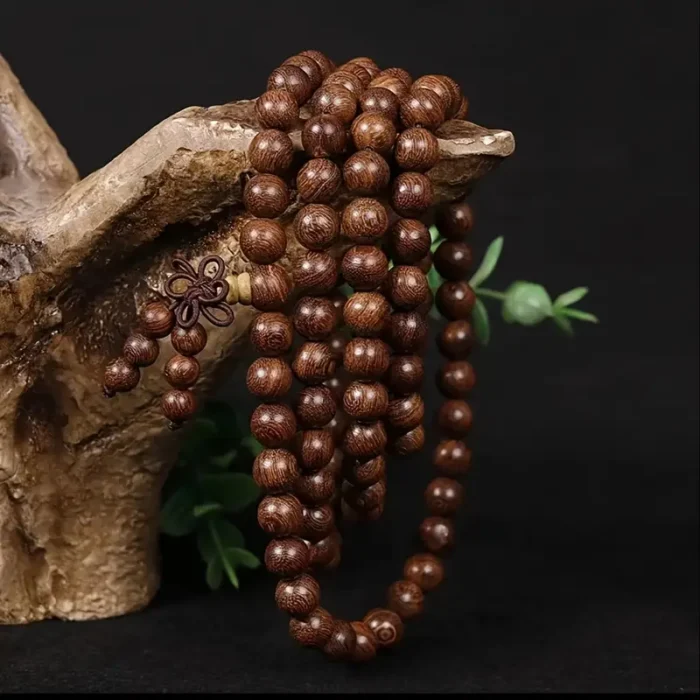 Handcrafted 8mm Sandalwood Bead Bracelet, 108 Natural Wooden Prayer Beads, Ideal for Meditation and Yoga, Spiritual Healing Accessory, Waterproof, Perfect Gift for Couples